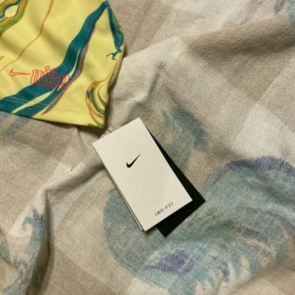 Nike Sportswear Ai Marbel Cropped Tank Top Yellow 2XL - Picture 2 of 9